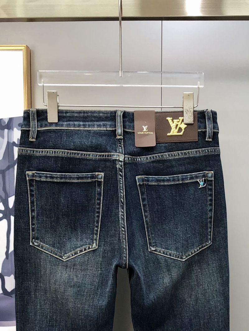 l0vis Vvtt0n jeans